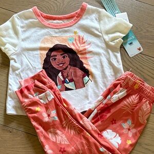 Disney Moana Kids Pajama Set - White and Orange NWT